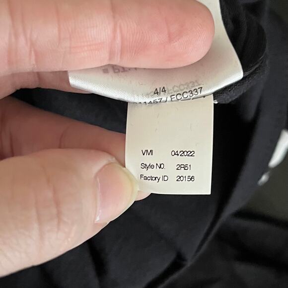 Chicago White Sox Women's Long Sleeve T-Shirt Medium Black Sparkle Girly NWOT - Picture 8 of 8